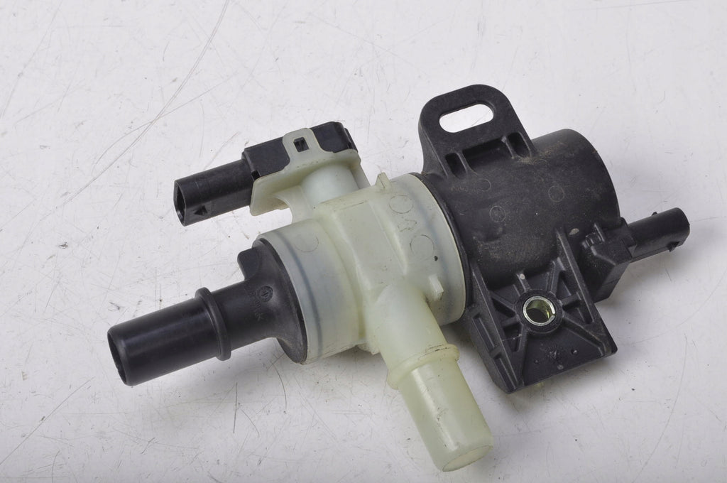 VOLVO XC90 II SENSOR FUEL VALVE 32242463