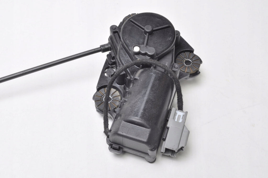 VOLVO XC90 II TAILGATE LOCK PULL 31349975