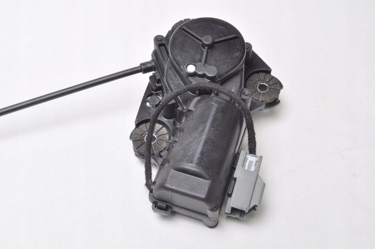 VOLVO XC90 II TAILGATE LOCK PULL 31349975