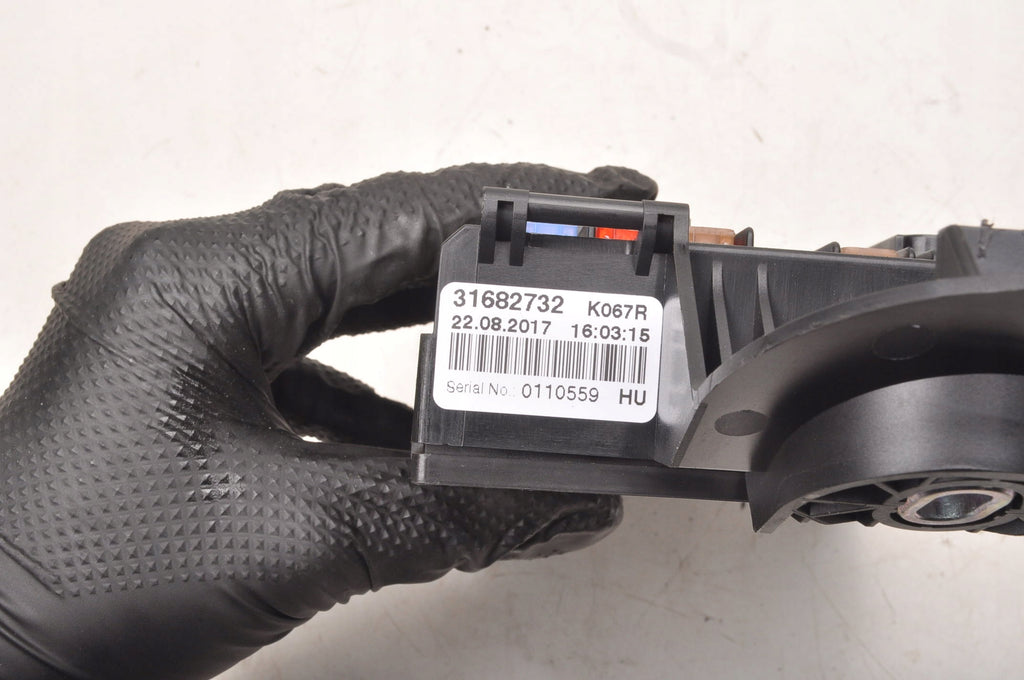 VOLVO XC90 II V90 S90 XC60 II FUSE BOX 31346672