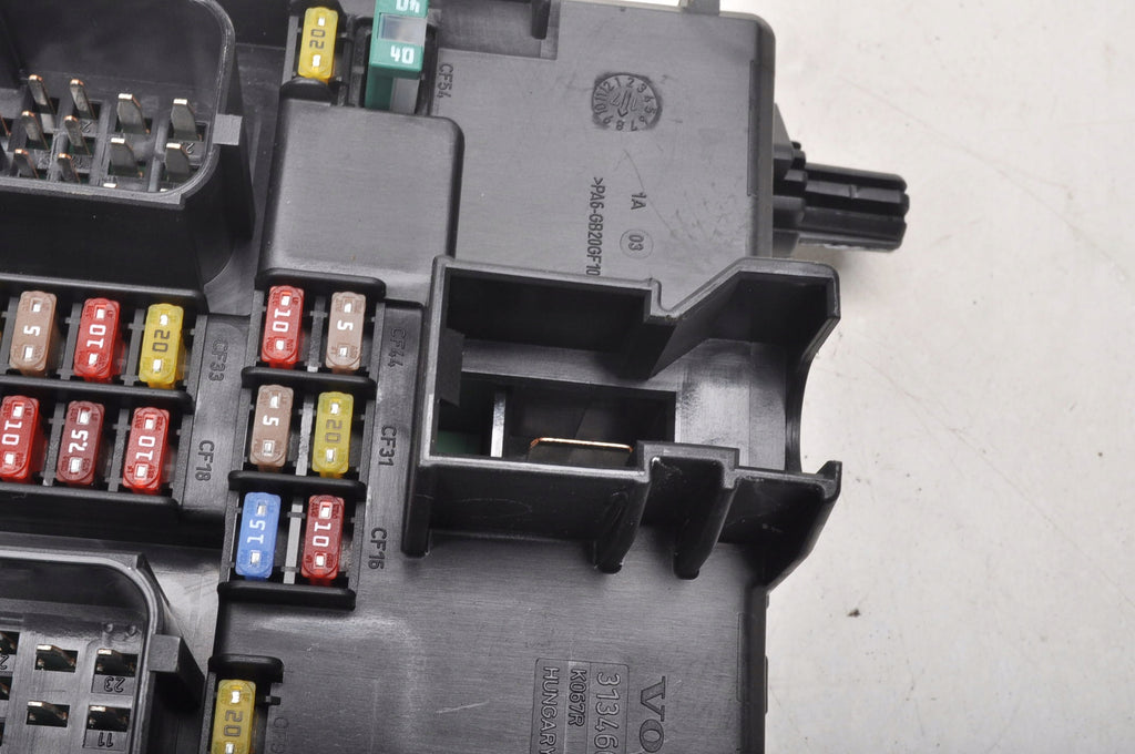 VOLVO XC90 II V90 S90 XC60 II FUSE BOX 31346672