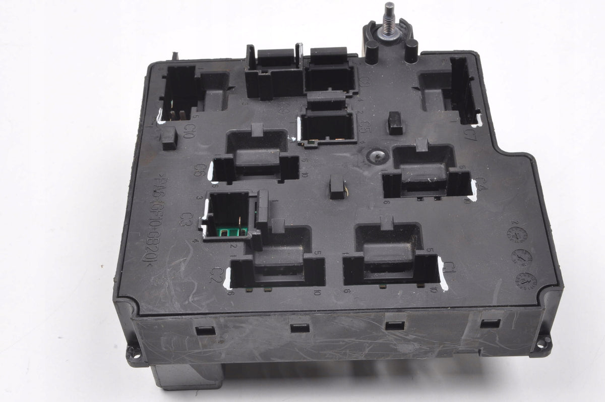 VOLVO XC90 II V90 V60 II XC60 II FUSE BOX MODULE 31473771