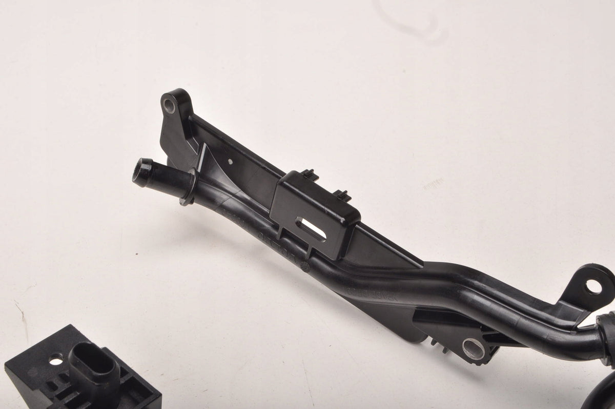 VOLVO XC90 II XC60 II 2.0 16V B5 PIPE WATER LINE 32222677