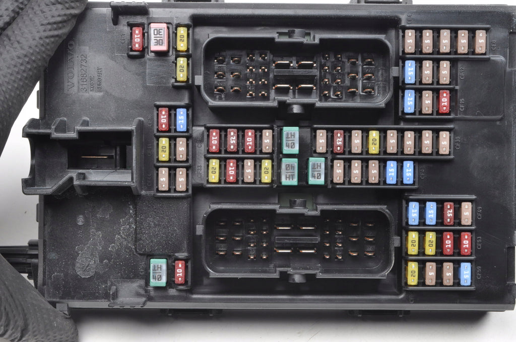 VOLVO XC90 II XC60 II FUSE BOX 32142591