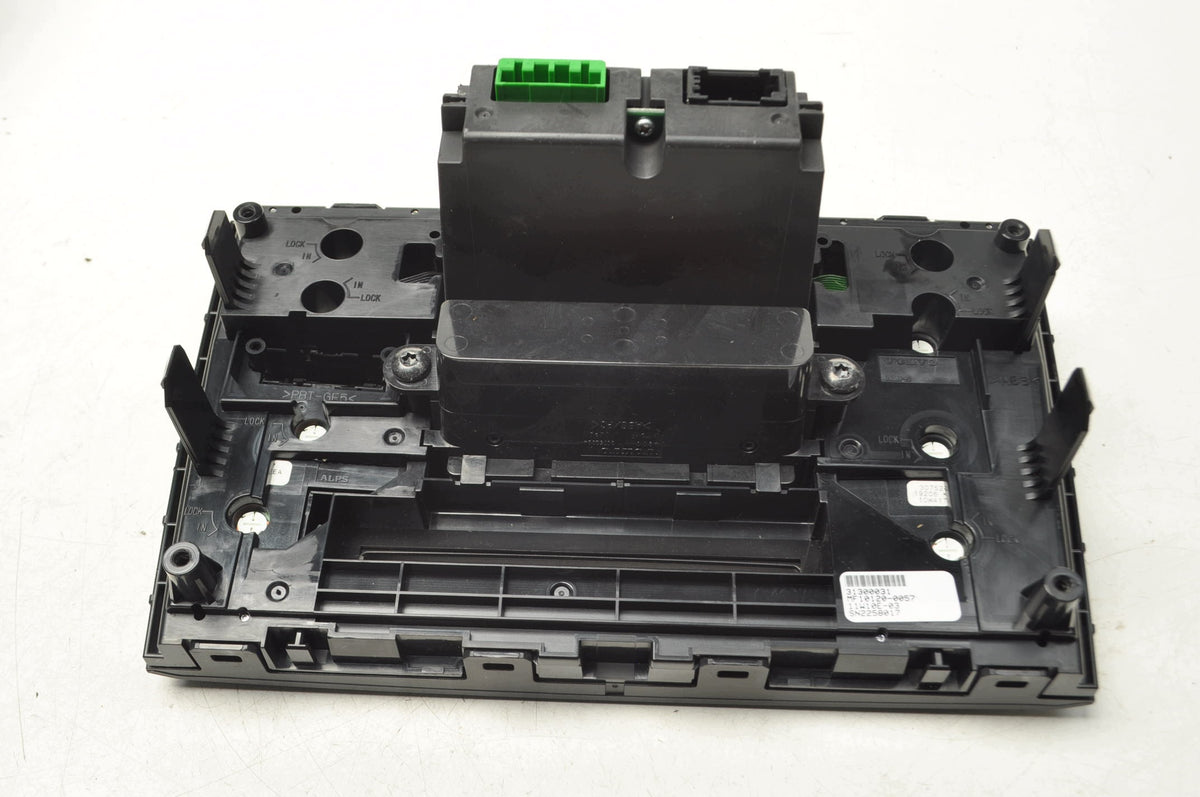 VOLVO XC90 RADIO PANEL 31300031 LIFT