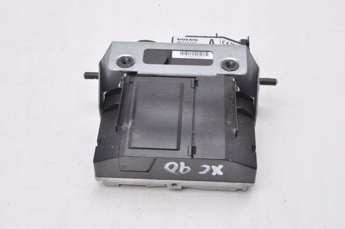 VOLVO XC90 RELAY MODULE 30775722