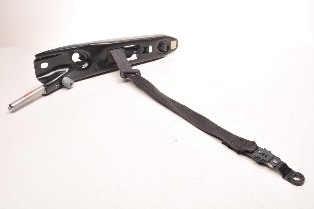 VOLVO XC90 SEAT BELT LEFT FRONT LIFT 30780500
