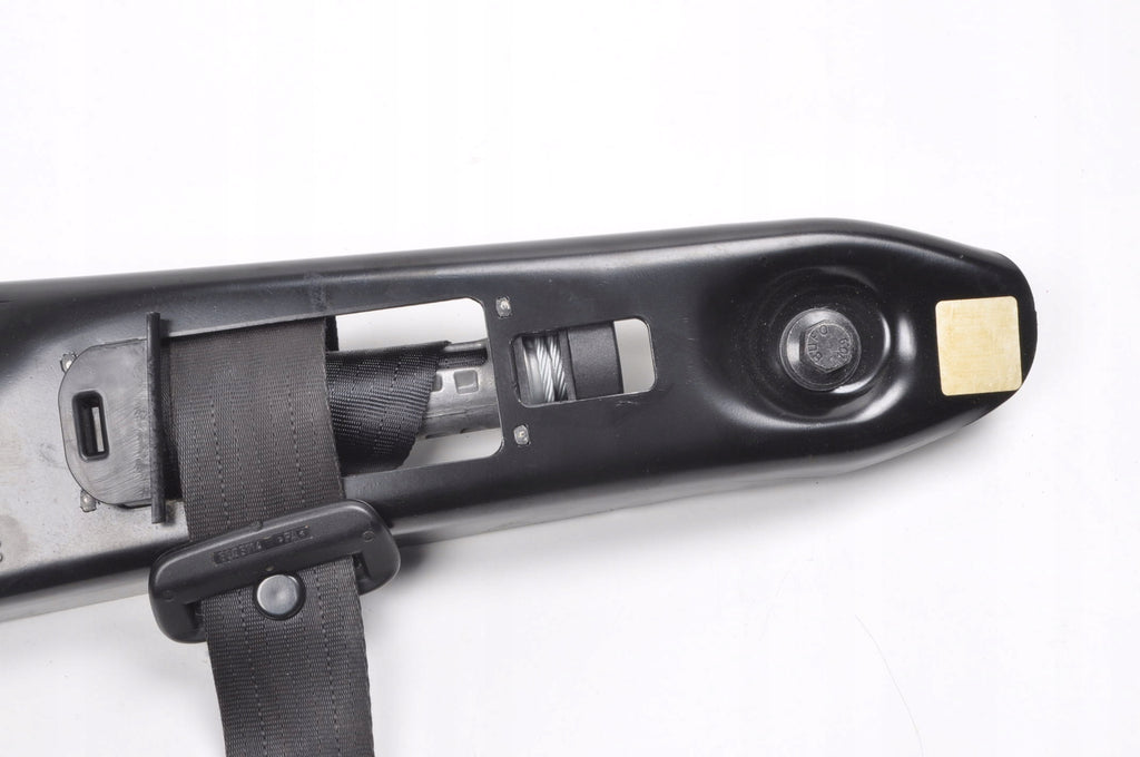 VOLVO XC90 SEAT BELT LEFT FRONT LIFT 31267551