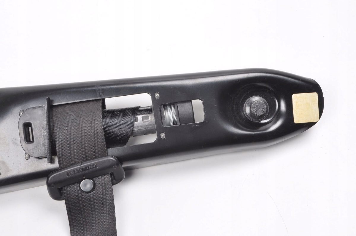 VOLVO XC90 SEAT BELT LEFT FRONT LIFT 31267551
