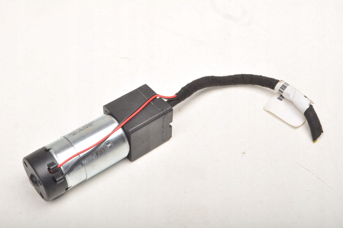 VOLVO XC90 SEAT PUMP MASSAGE LIFT 30790878
