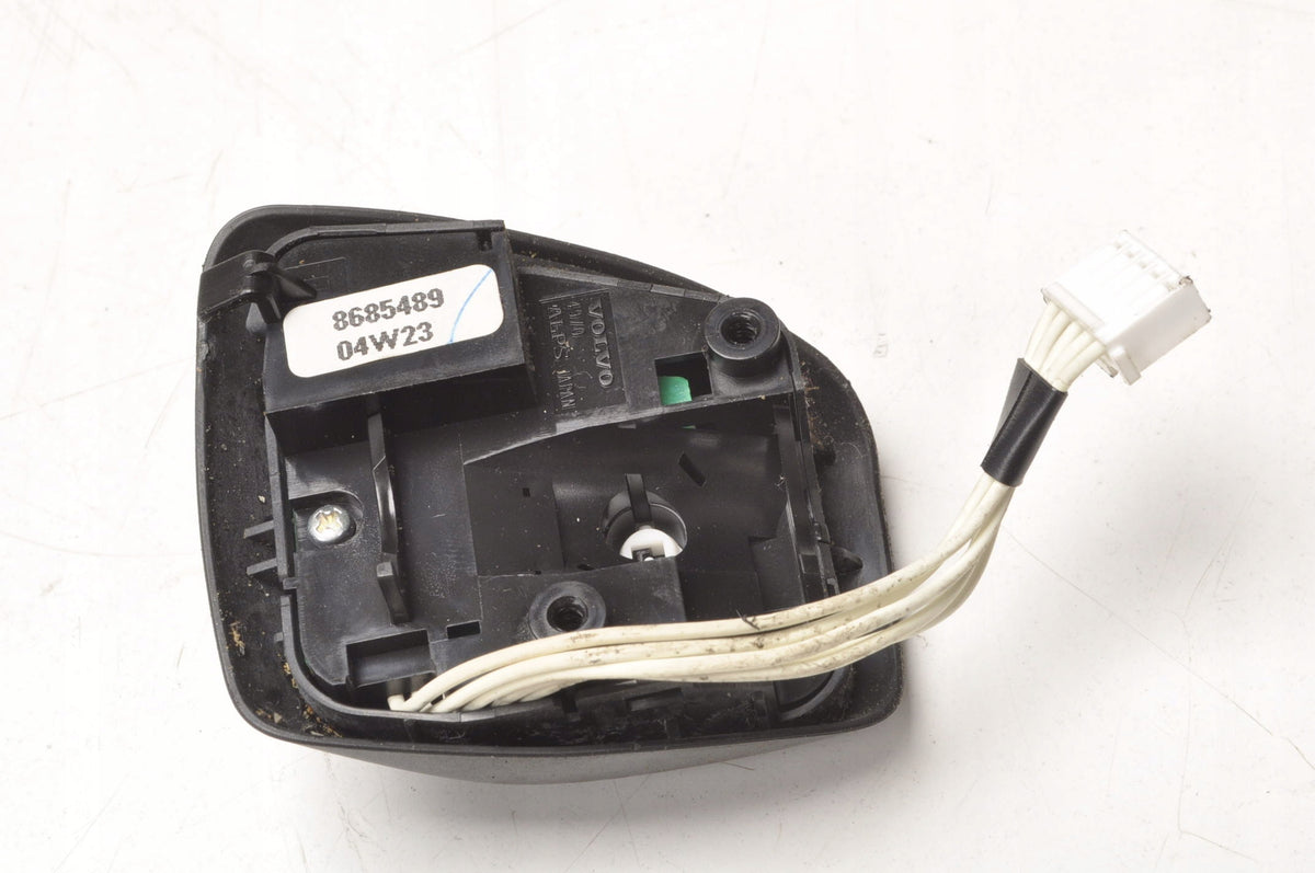 VOLVO XC90 STEERING WHEEL BUTTONS 8685489
