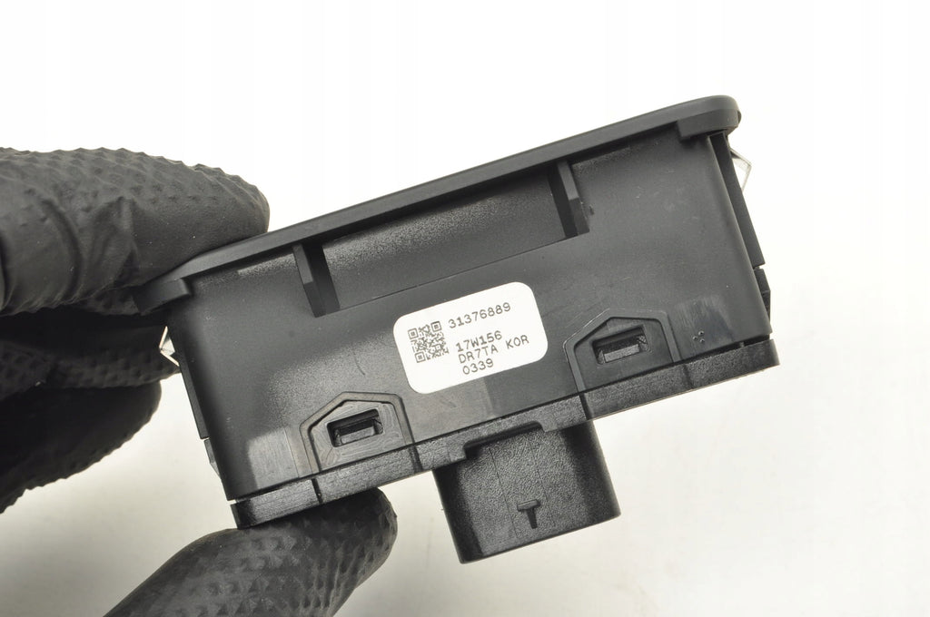VOLVO XC90 V90 II FLAP OPENING BUTTON P0 31376889