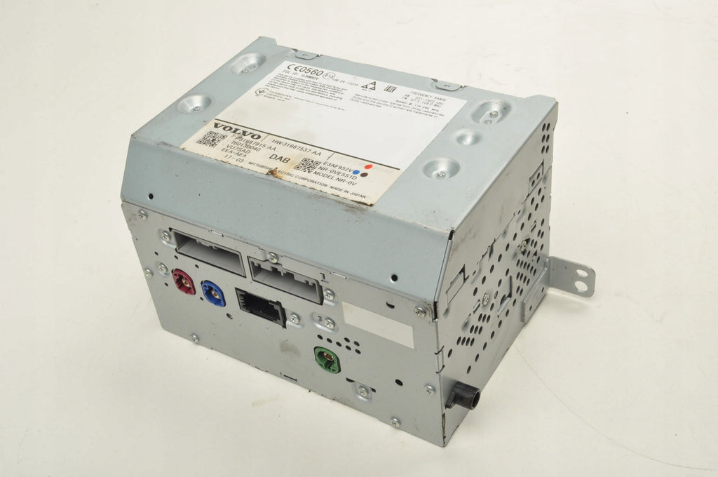VOLVO XC90 V90 II RADIO 31667537AA 31667915 31667915A