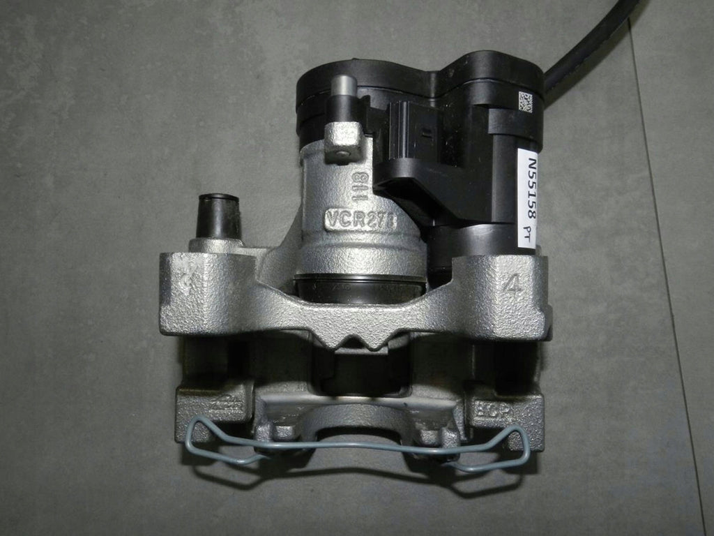 VW ARTEON 2.0 tdi CLAMP RIGHT REAR 3Q0615406AM