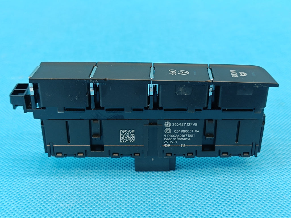VW ARTEON HATCHBACK 2,0 TDI 147KW 2022 R SWITCH PANEL 3G0927137AB