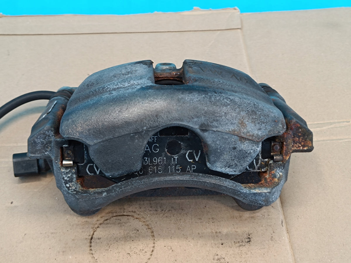 VW ARTEON HATCHBACK 2,0 TDI 2022 R BRAKE CALIPER RIGHT FRONT 8V0615124D