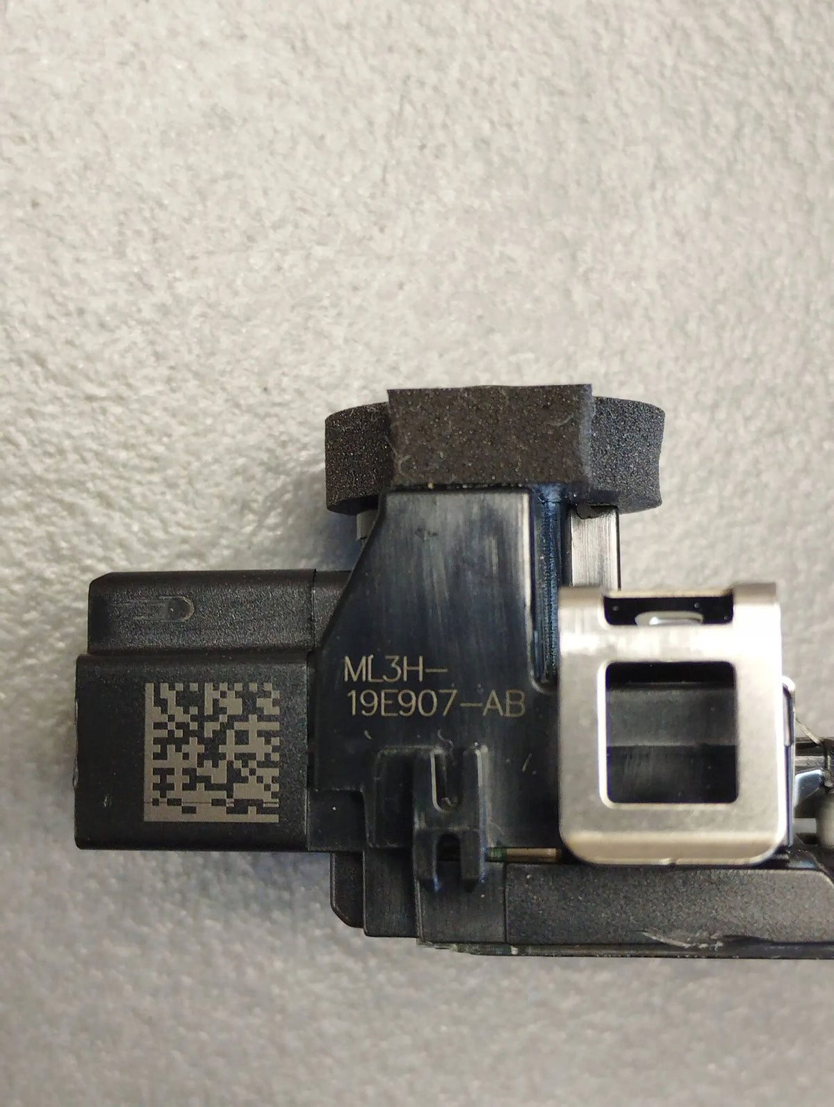 VW Amarok II INTERIOR TEMPERATURE SENSOR ML3H19E907AB