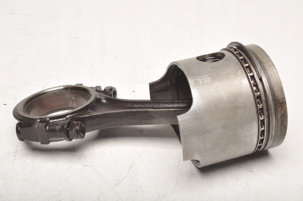 VW BEETLE 1300 1.3 40 km PISTON WITH CONNECTING ROD