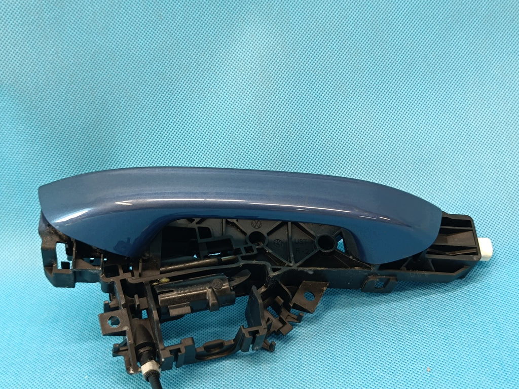 VW GOLF 8 VARIANT 2024R DOOR HANDLE KESSY RIGHT REAR 5H0837206F 5H0837812D