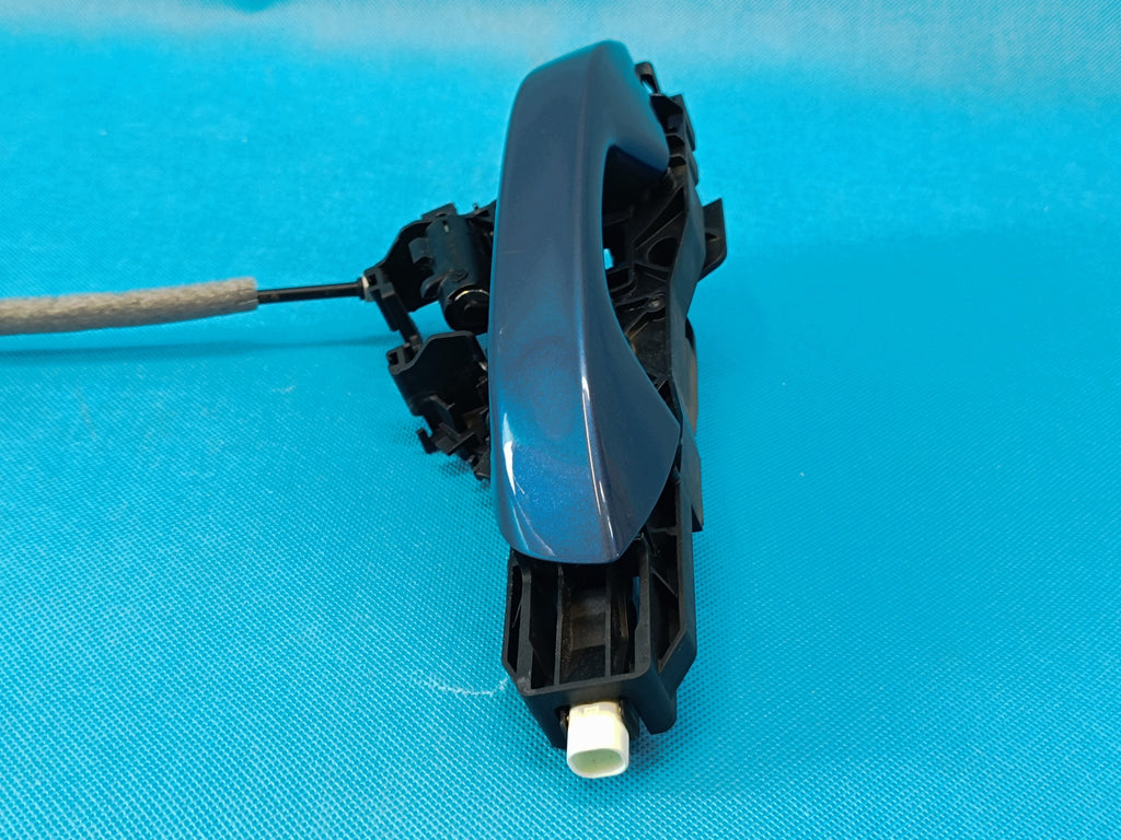 VW GOLF 8 VARIANT 2024R DOOR HANDLE KESSY RIGHT REAR 5H0837206F 5H0837812D