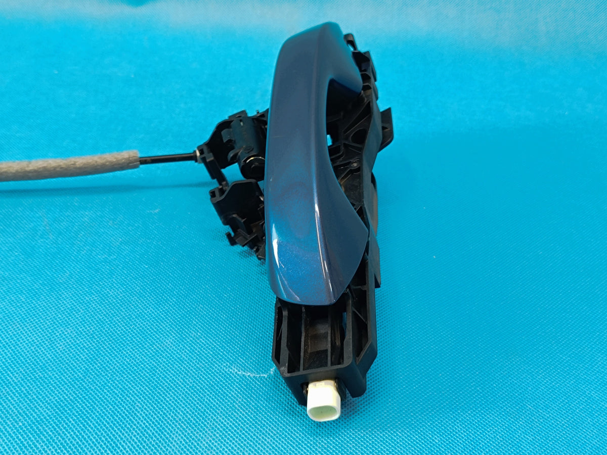 VW GOLF 8 VARIANT 2024R DOOR HANDLE KESSY RIGHT REAR 5H0837206F 5H0837812D
