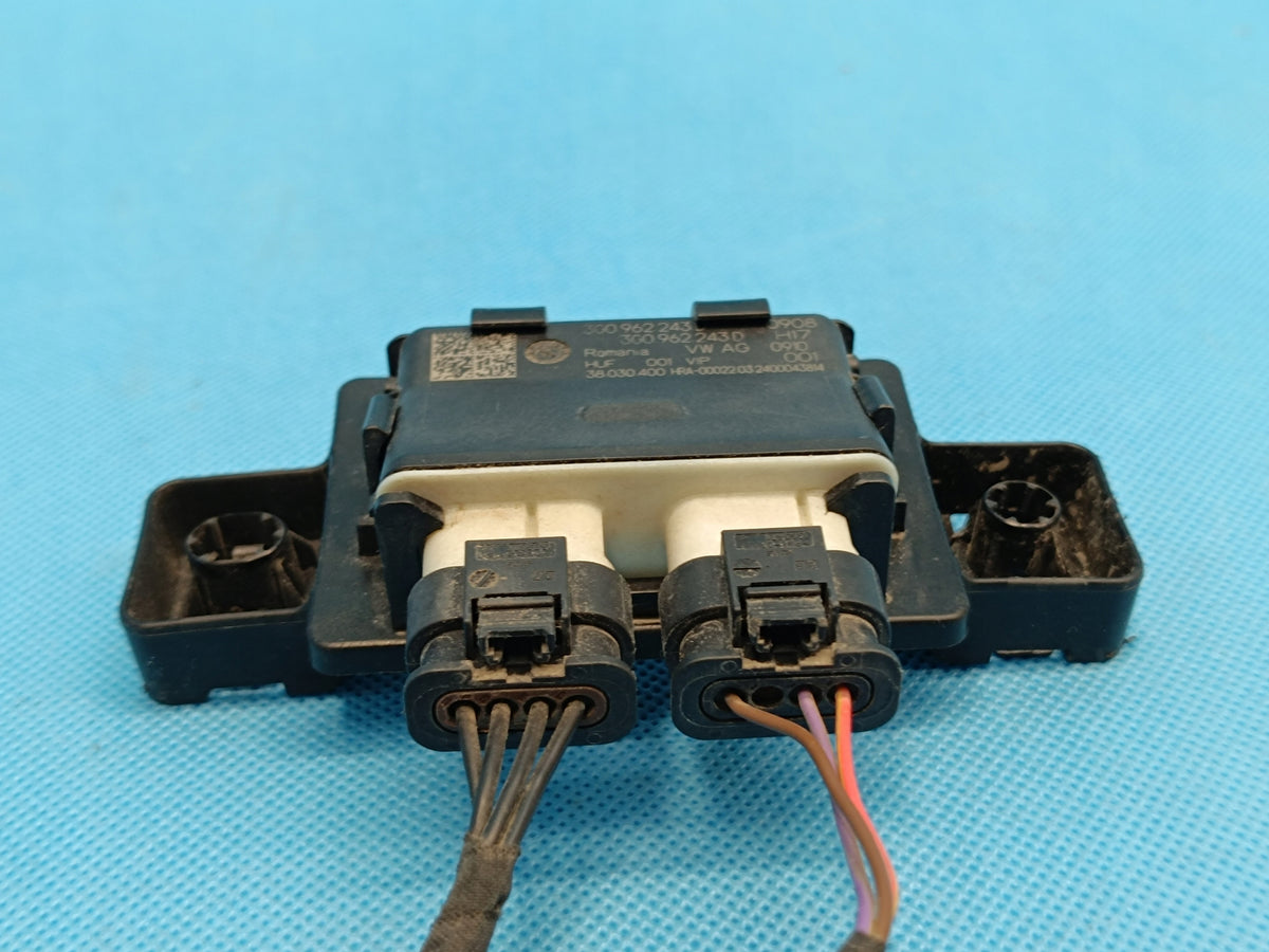 VW GOLF 8 VARIANT LIFT 1.5 2024R TAILGATE CONTROLLER MODULE 2Q0907685H