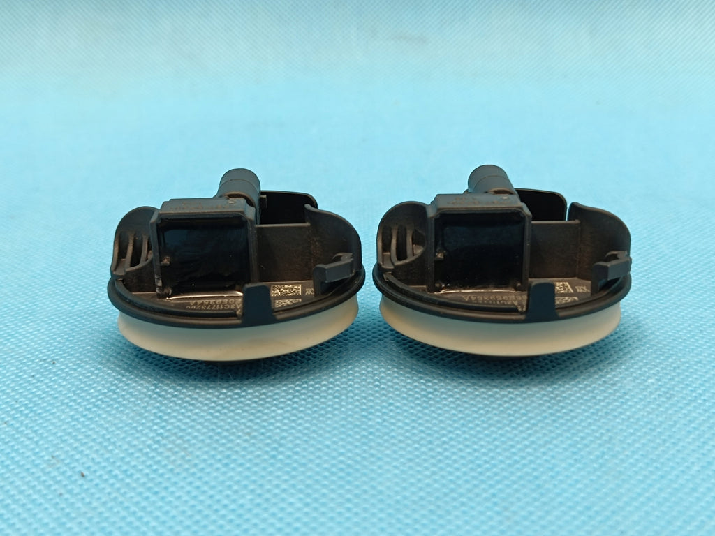 VW GOLF 8 VARIANT LIFT 1.5 TSI 110KW 2024 R IMPACT SENSOR 85E959354A