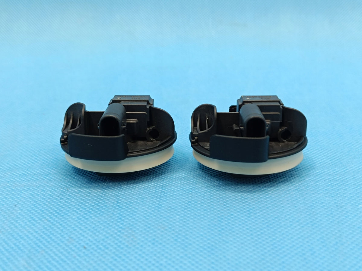 VW GOLF 8 VARIANT LIFT 1.5 TSI 110KW 2024 R IMPACT SENSOR 85E959354A