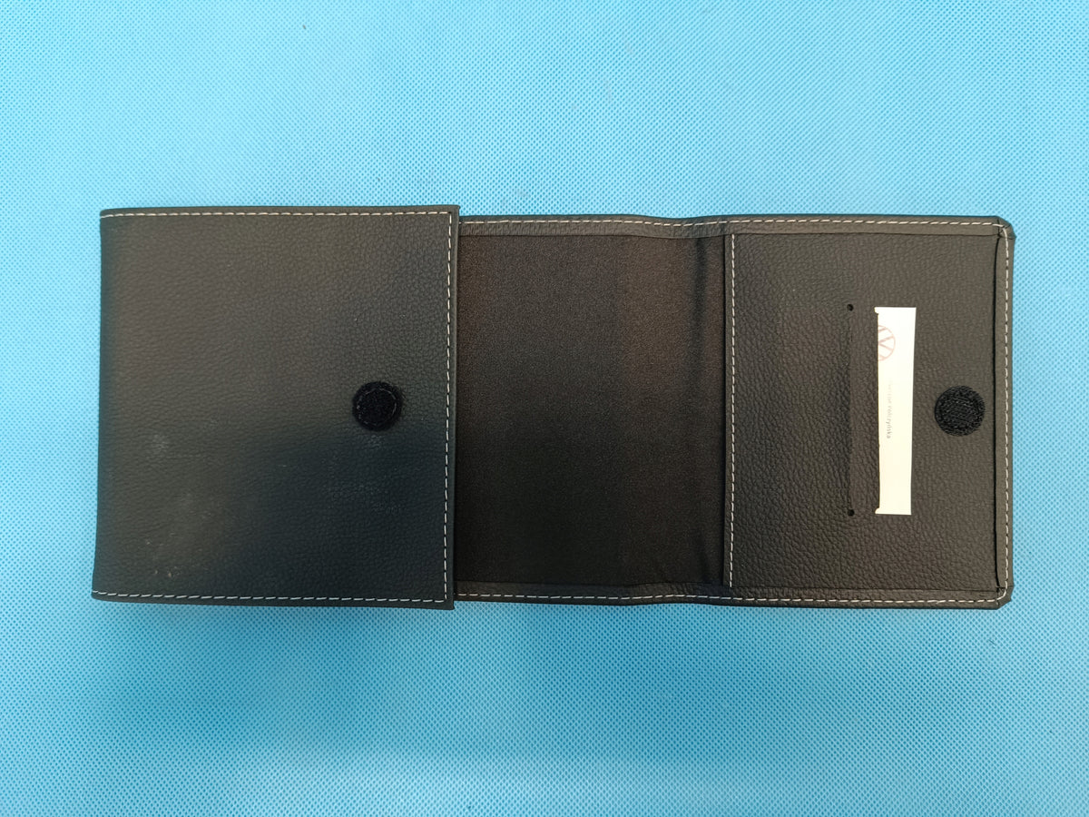 VW GOLF 8 VARIANT LIFT 2024 R CASE USER MANUAL 5H9012811AA