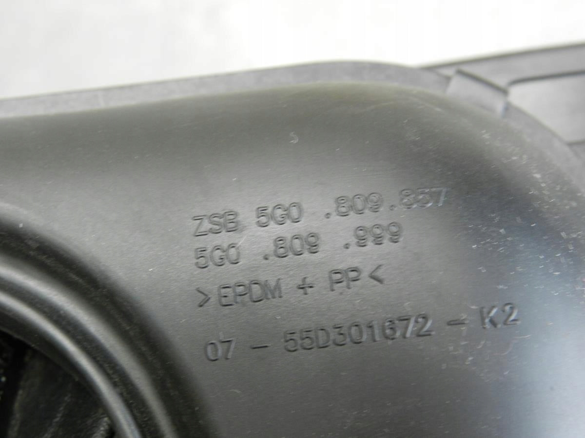 VW GOLF VII 7 FUEL FLAP LR1X 5G0809857