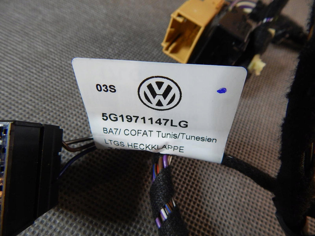 VW GOLF VII FLAP INSTALLATION 5G1971147LG