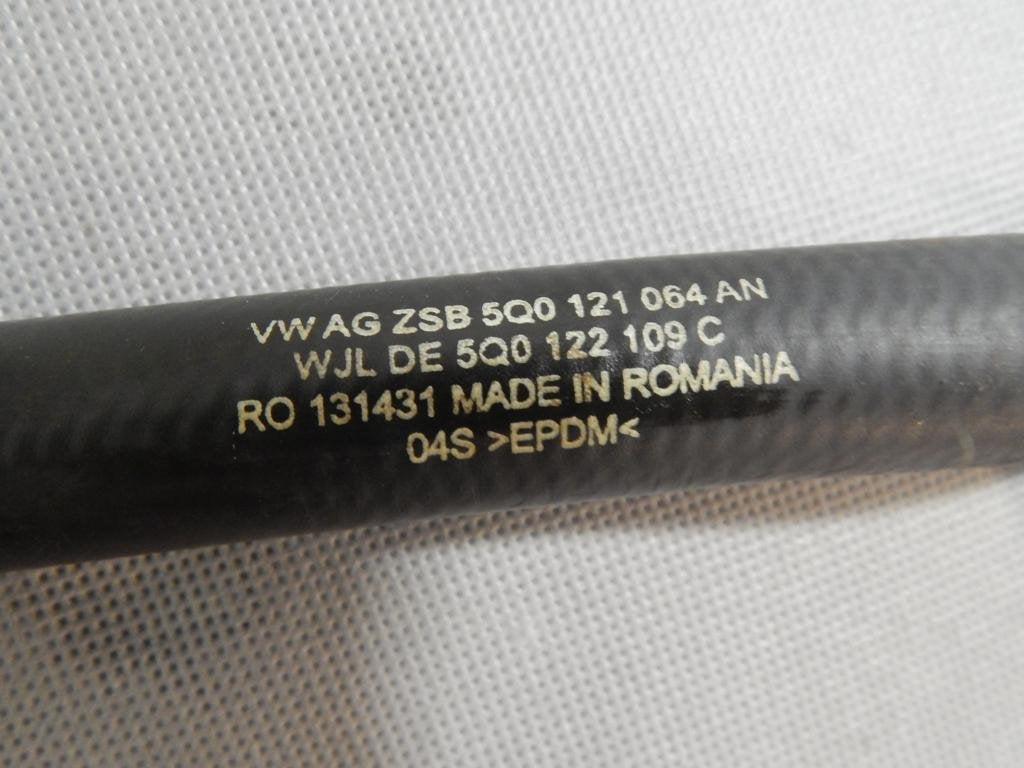 VW GOLF VII WATER LINE 5Q0122109C