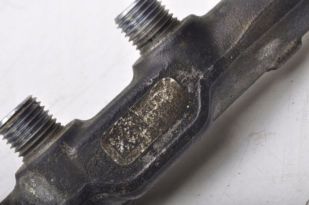 VW GOLF VIII 2.0 TDI INJECTION RAIL 05L130089H