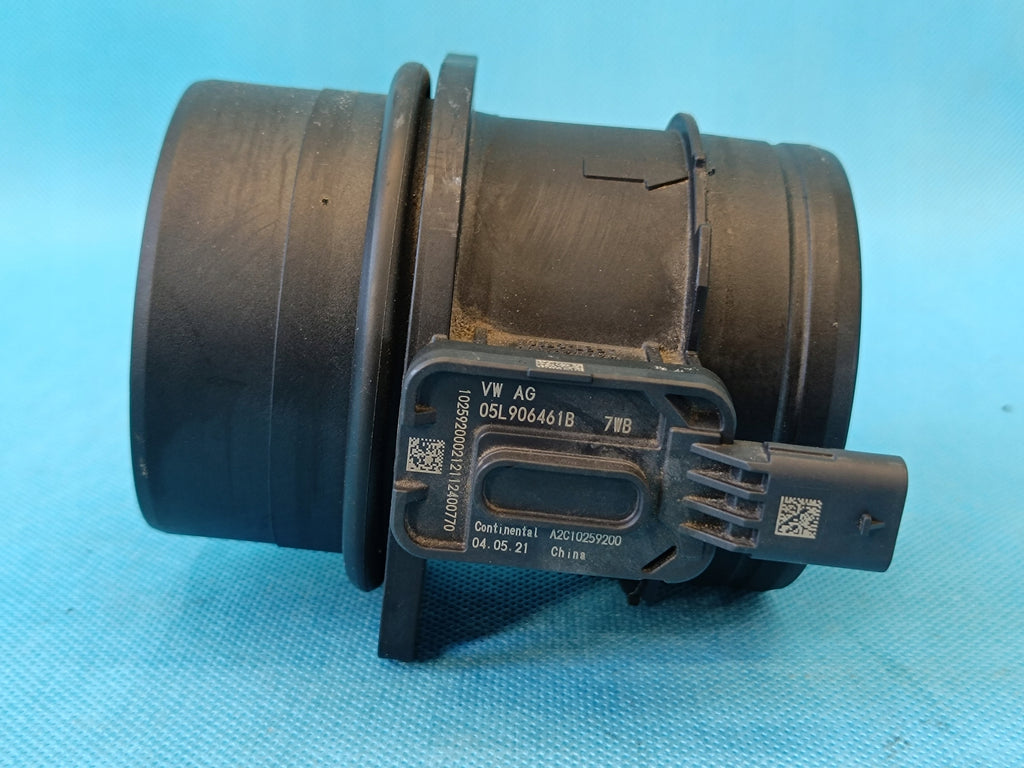 VW GOLF VIII 8 VARIANT 2.0TDI 85KW 2022R FLOWMETER 05L906461B
