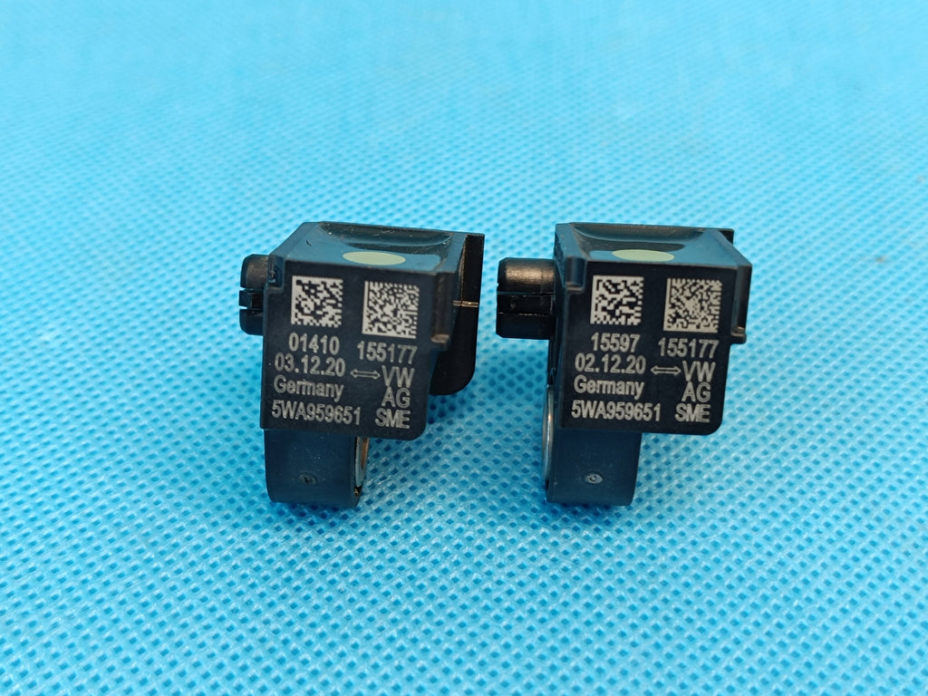 VW GOLF VIII VARIANT 1.5 e-TSI 110KW 2021 R IMPACT SENSOR 5WA959651