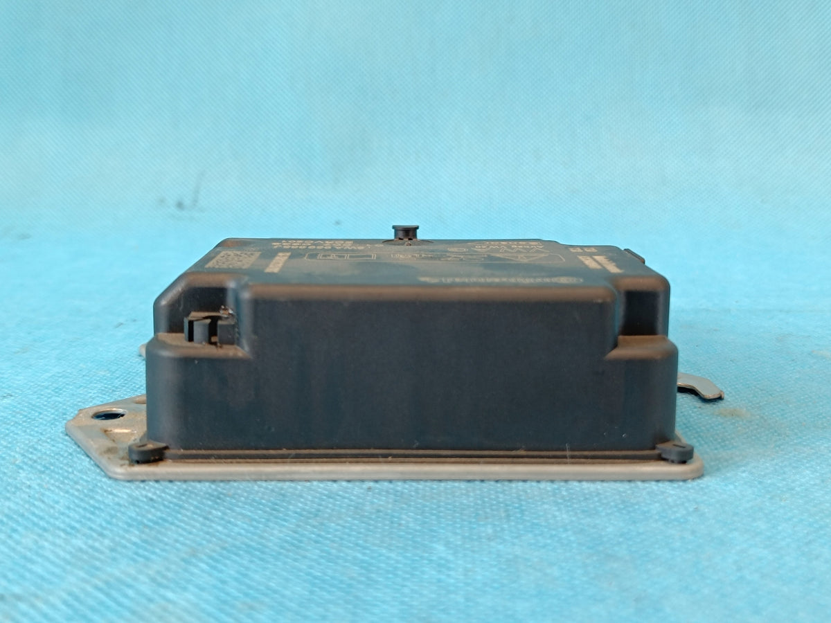 VW GOLF VIII VARIANT 1.5 e-TSI 110KW 2021 R SENSOR MODULE AIRBAG 5WA959655J