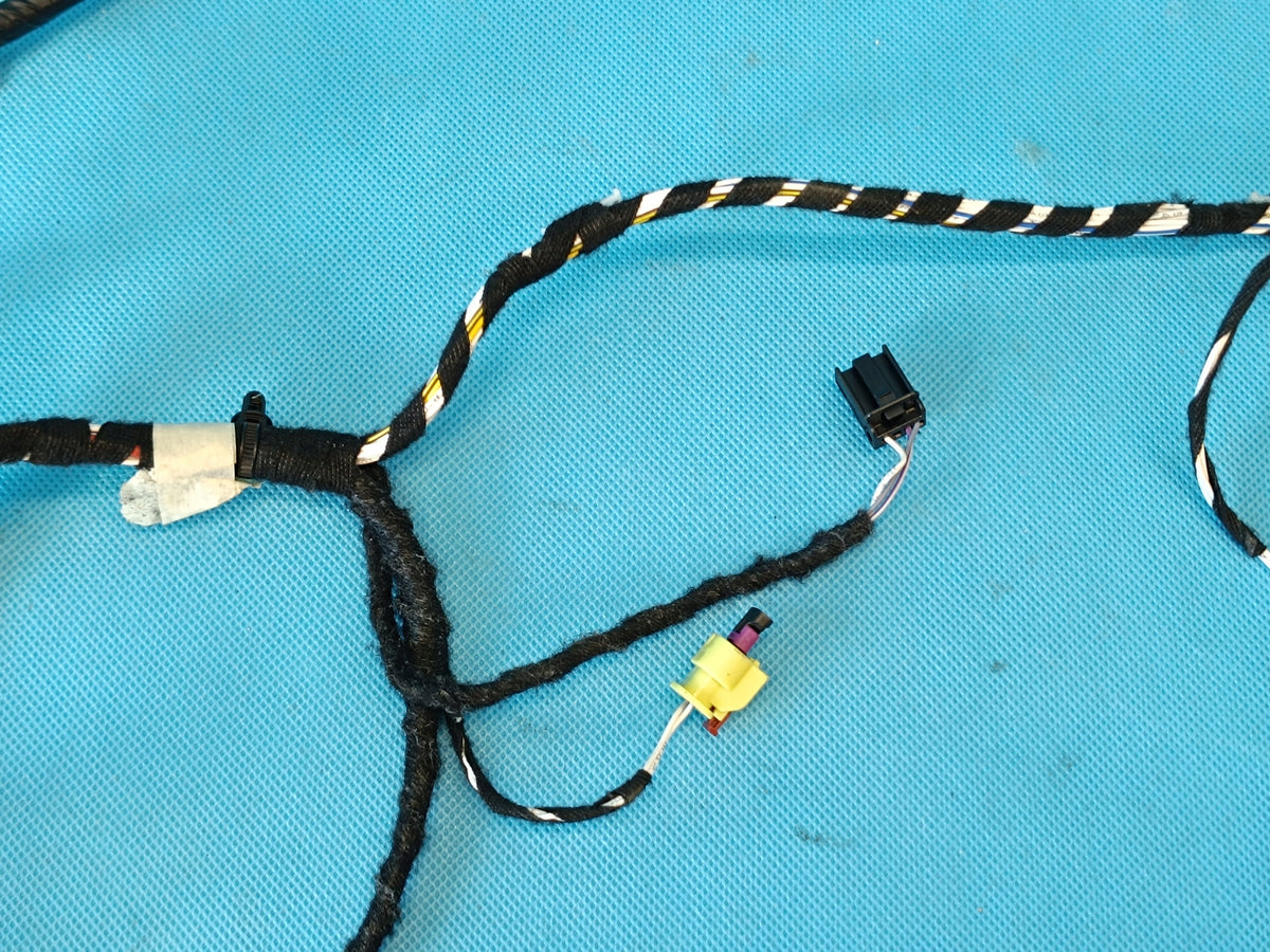 VW GOLF VIII VARIANT 1.5 e-TSI 2021 R DOOR HARNESS RIGHT FRONT 5H4971162BK