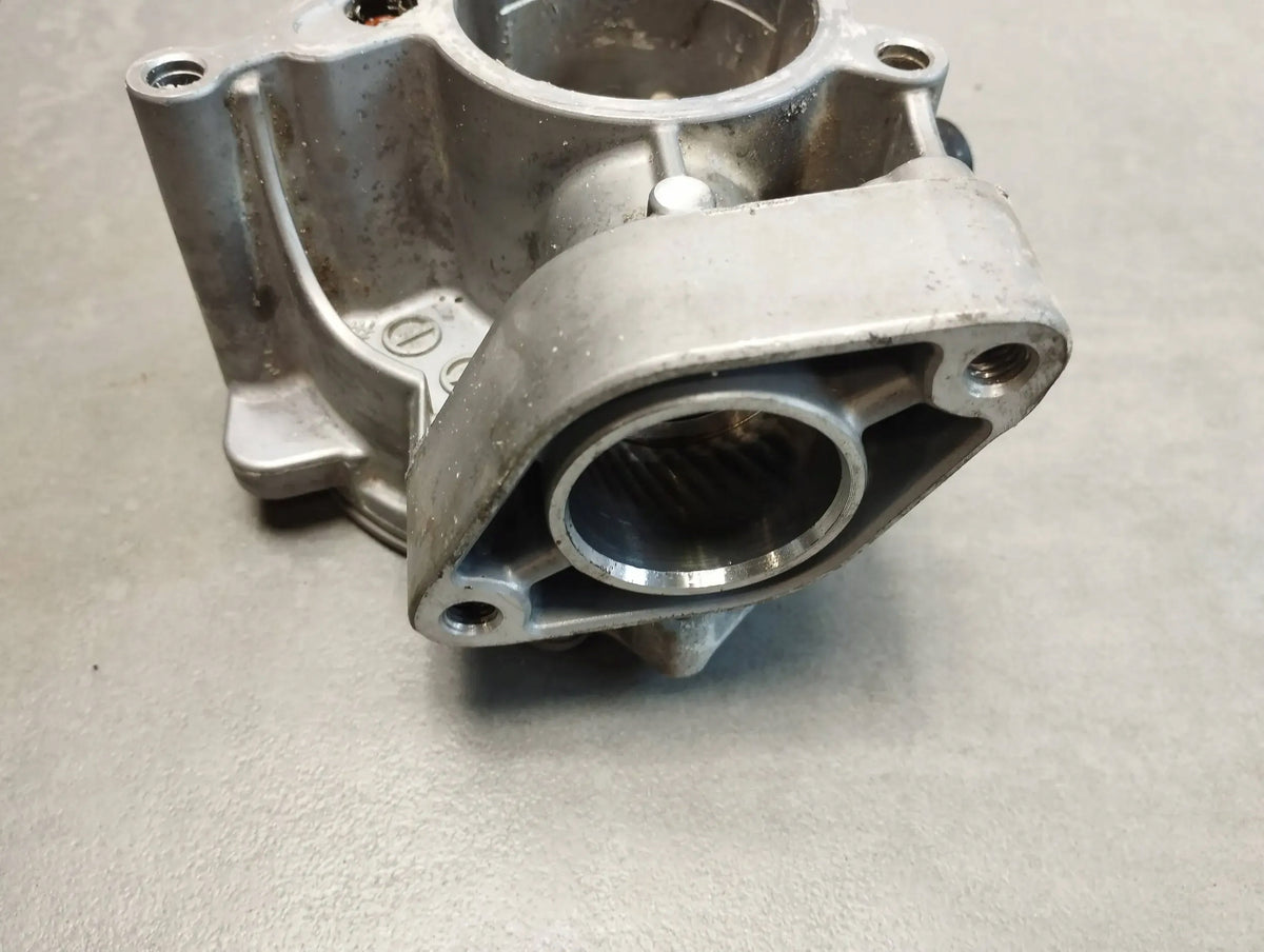 VW Golf VII 7 PUMP VACUM 06L145100F