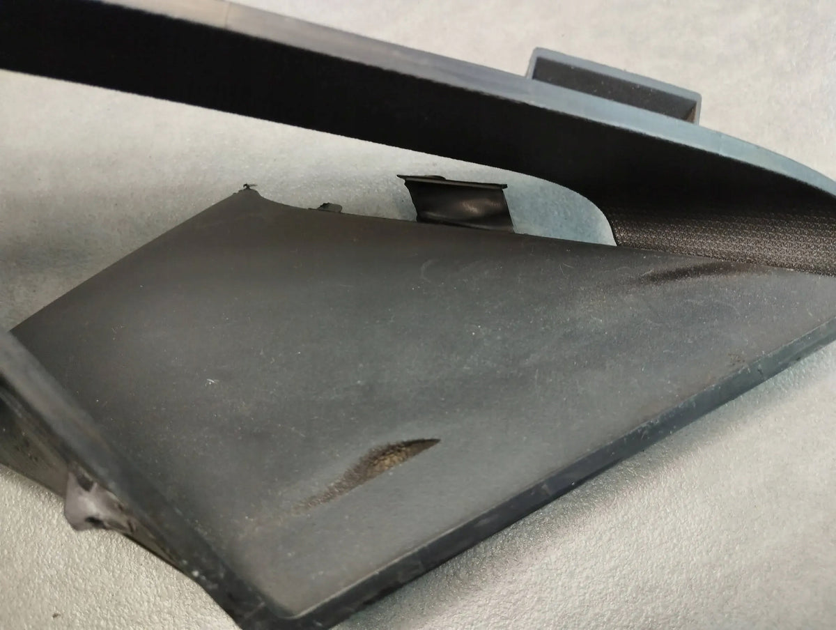 VW Golf VII POST COVER RIGHT 5G0868144B
