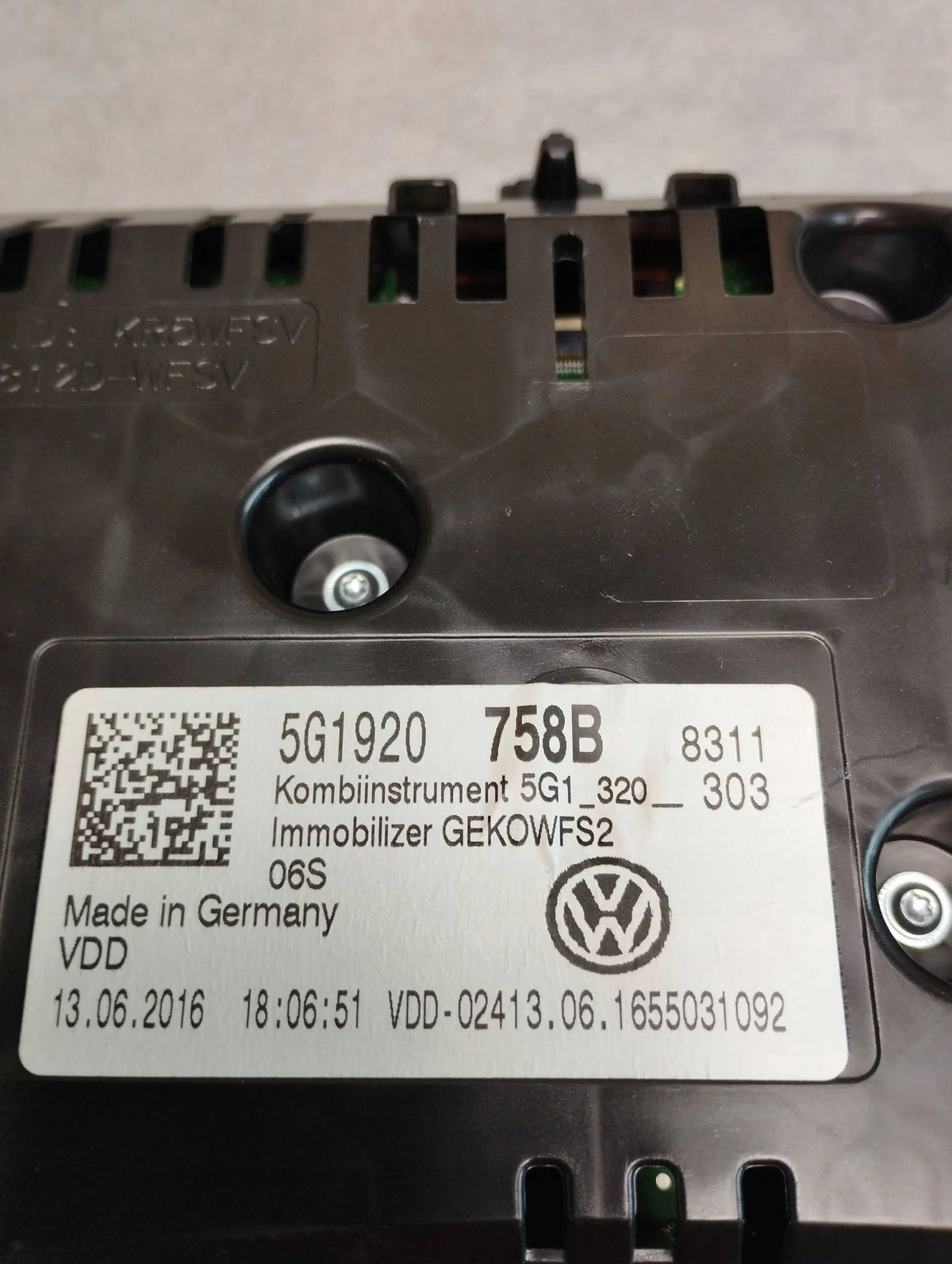 VW Golf VII R 2.0 TFSI COUNTER CLOCKS 5G1920758B