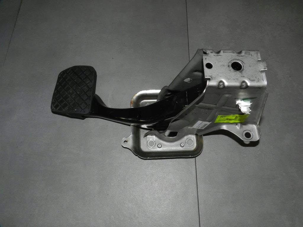 VW JETTA 5C BRAKE PEDAL 1K1721117