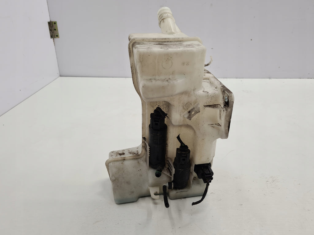 VW JETTA 5C WASHER RESERVOIR XENON