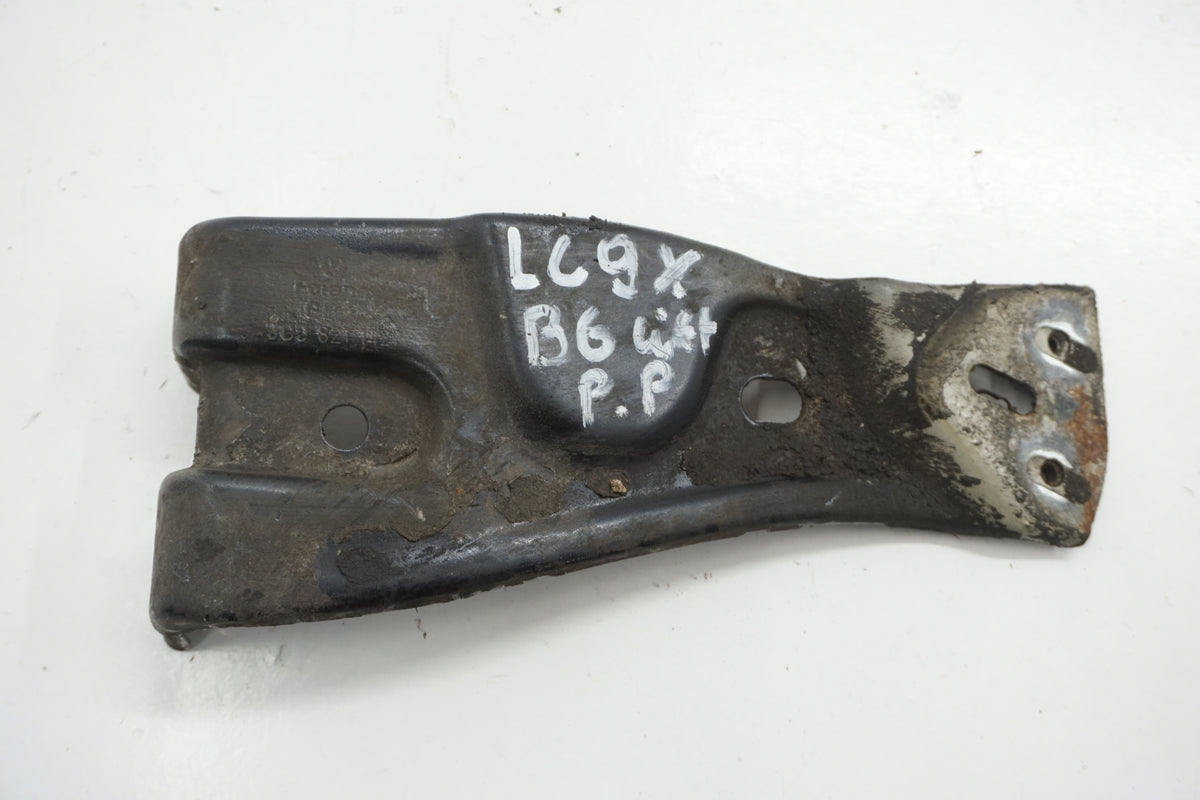 VW PASSAT B6 FENDER BRACKET RIGHT FRONT LC9X 3C0821142