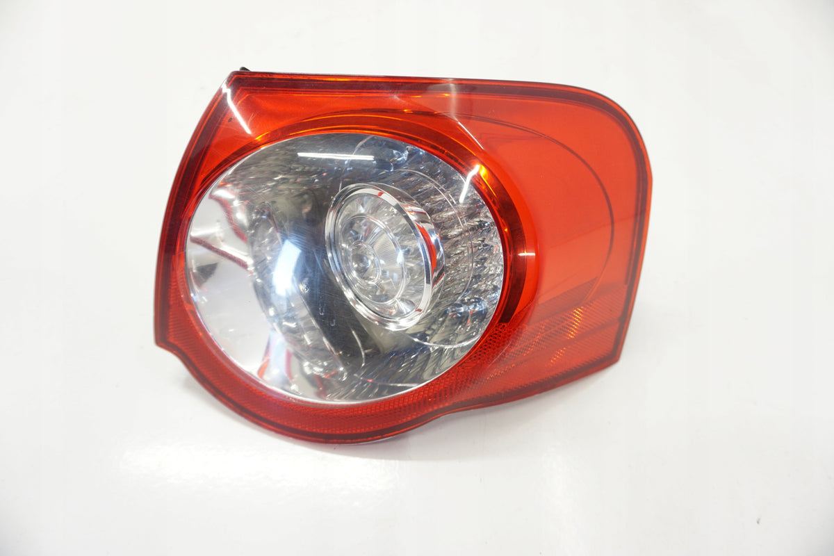 VW PASSAT B6 STATION WAGON LAMP RIGHT REAR 3C9945096N