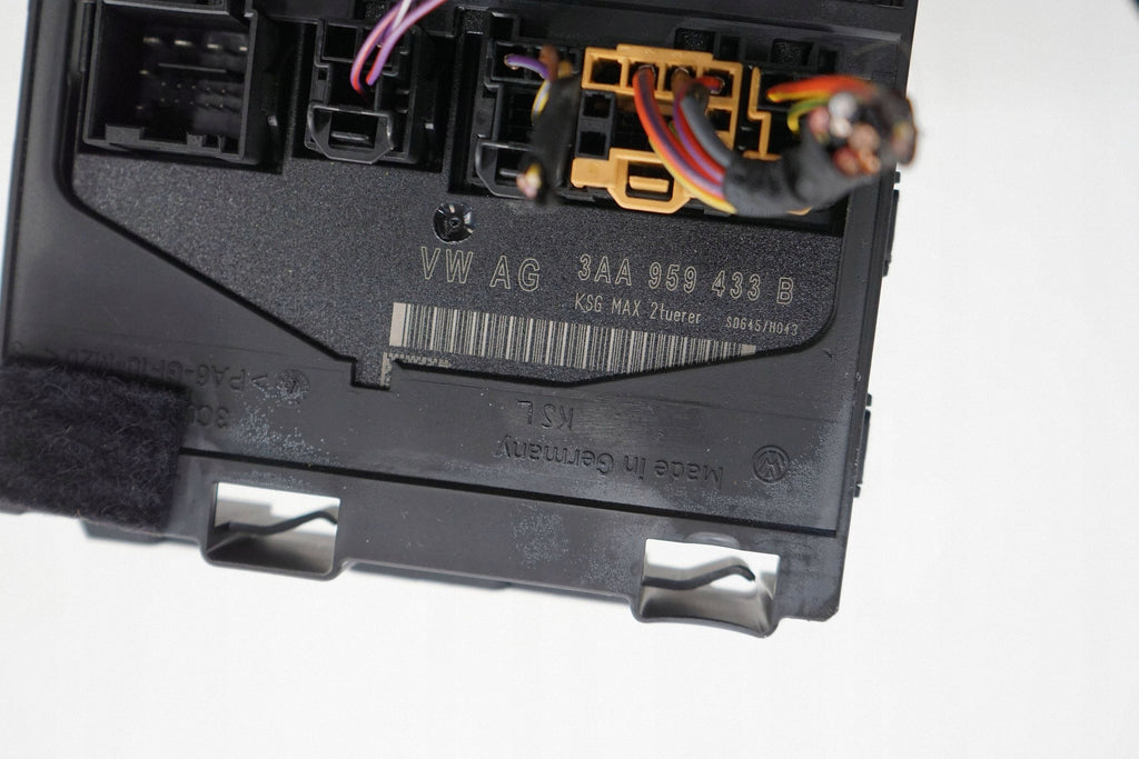 VW PASSAT B7 13R COMFORT CONTROLLER MODULE 3AA959433B
