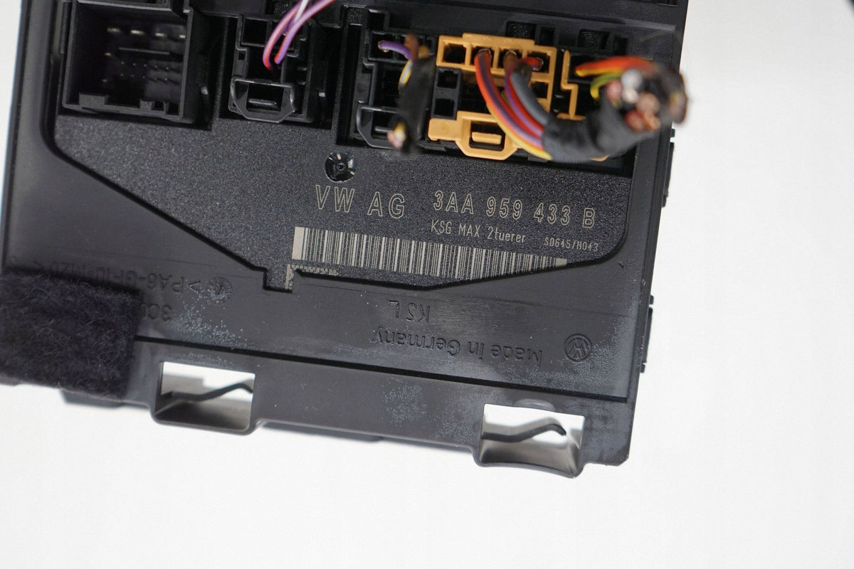 VW PASSAT B7 13R COMFORT CONTROLLER MODULE 3AA959433B