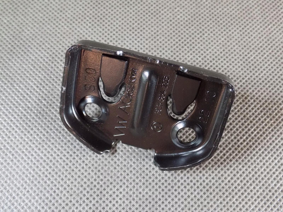 VW PASSAT B7 LOCK BOLT 3C5864203