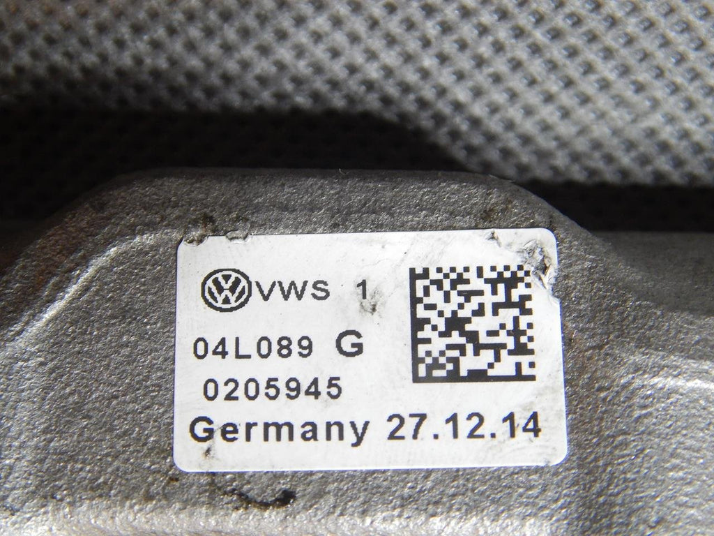 VW PASSAT B8 2.0 TDI INJECTION RAIL 04L089G