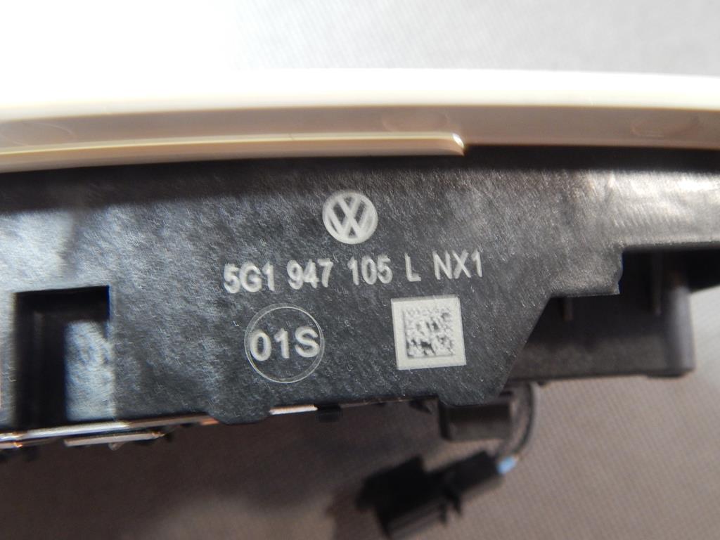 VW PASSAT B8 HEADLINER LAMP 5G1947105L
