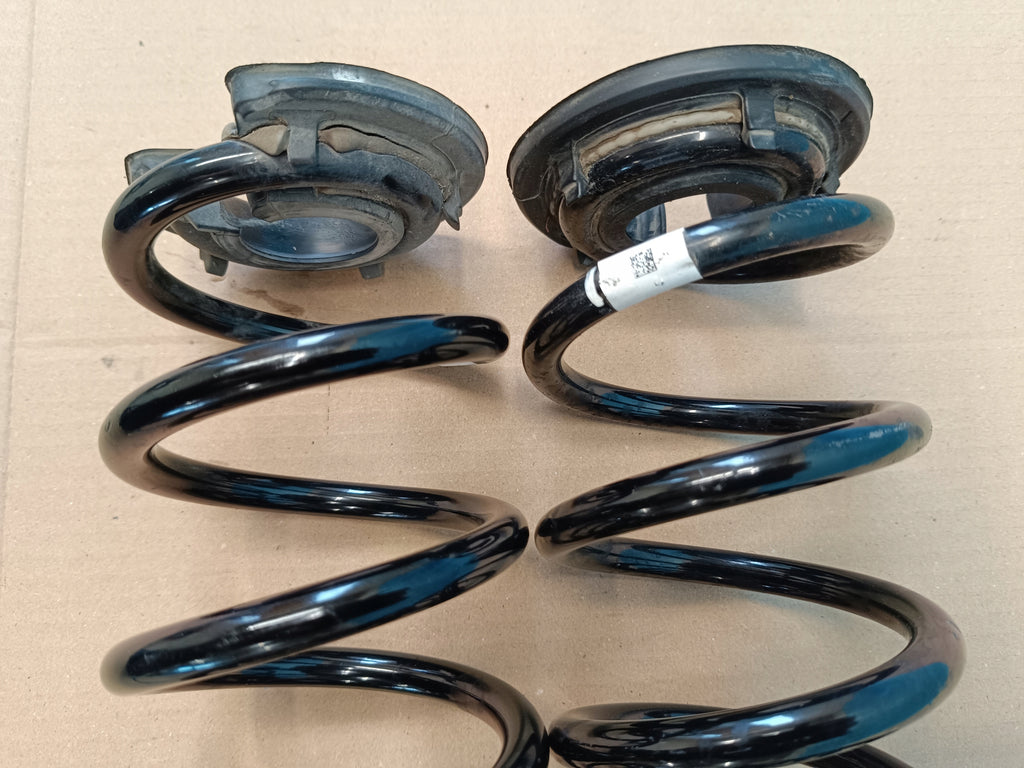 VW PASSAT B9 VARIANT 2.0 TDI 110KW 2024R SPRING LEFT RIGHT REAR 5QA511103F